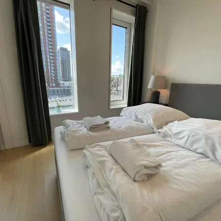 Luxury Views Apartman *